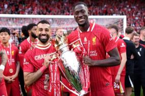 أول صفقات إيراولا تقترب.. ليفربول يقترب من التعاقد مع بديل كوناتي