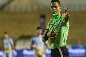 محمود عاشور يكشف تفاصيل حديثه مع حكم مباراة الأهلي وسيراميكا كليوباترا عن ركلة الجزاء