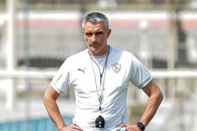 كارتيرون يكشف كواليس ثورة الزمالك: معسكر الـ10 أيام كلمة السر وزيزو لا يستحق الهجوم