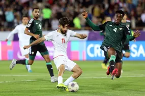 نجم إيران يتحدى مصر بتصريحات مثيرة.. ماذا قال؟