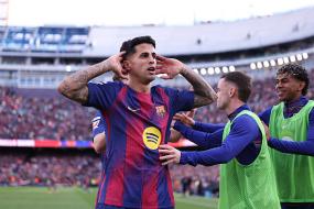 برشلونة يقترب من استعادة جواو كانسيلو نهائيًا