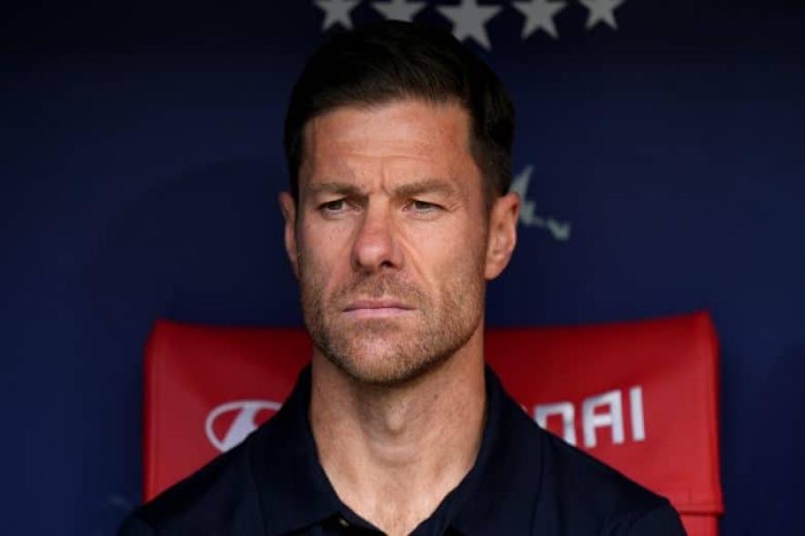 "بسبب فليك والـ 30 مليوناً".. ريال مدريد يتراجع عن ذبح ألونسو في اللحظة الأخيرة!