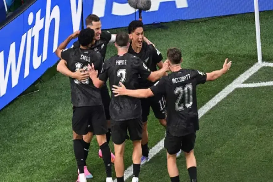 مدرب نيوزيلندا يجهز مفاجأة في مباراة منتخب مصر