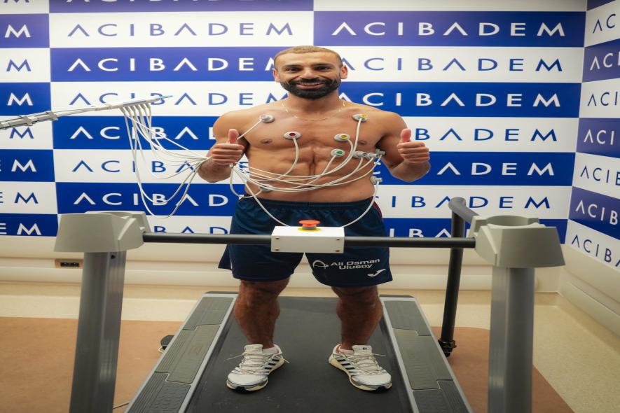 طرابزون سبور يعلن خضوع محمد صلاح للفحوصات الطبية تمهيدًا للإعلان الرسمي