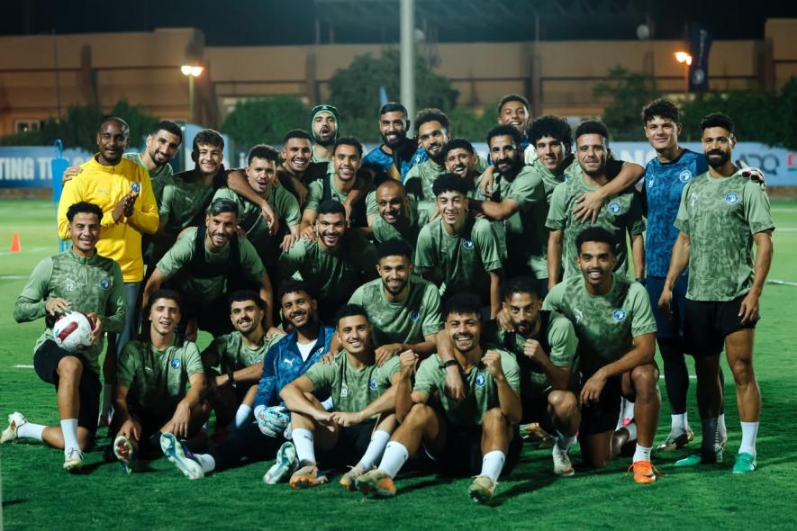 موكوينا والشناوي يتسلمان جائزتي الأفضل من جمعية اللاعبين المحترفين