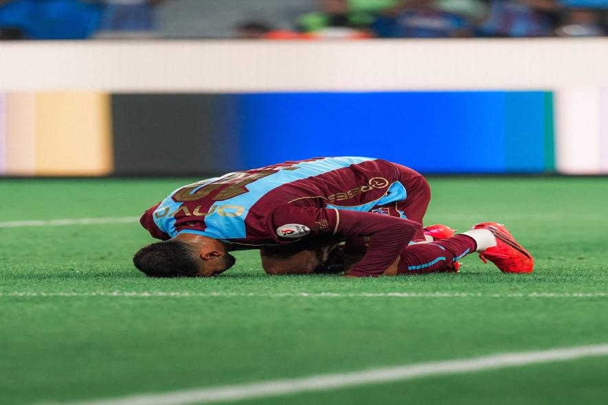 محمد صلاح يحقق رقمًا تاريخيًا أمام جالطة سراي في الدوري التركي