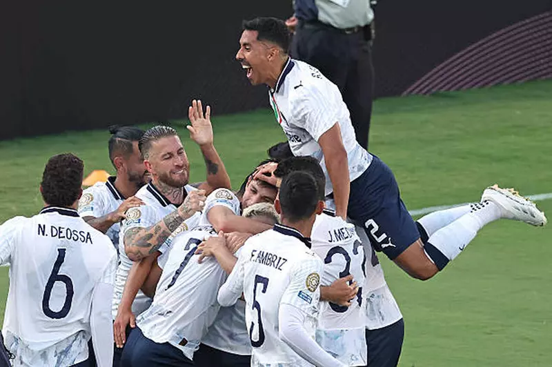 لقطات من مباراة أوراوا ومونتيري