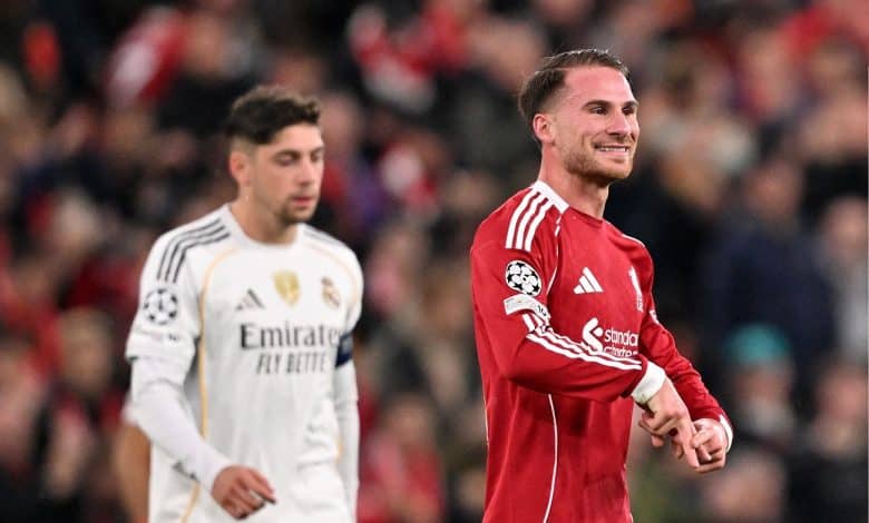 "هدية من مدريد".. كيف مهد تجديد ديفيز الطريق لليفربول لحسم صفقة القرن؟