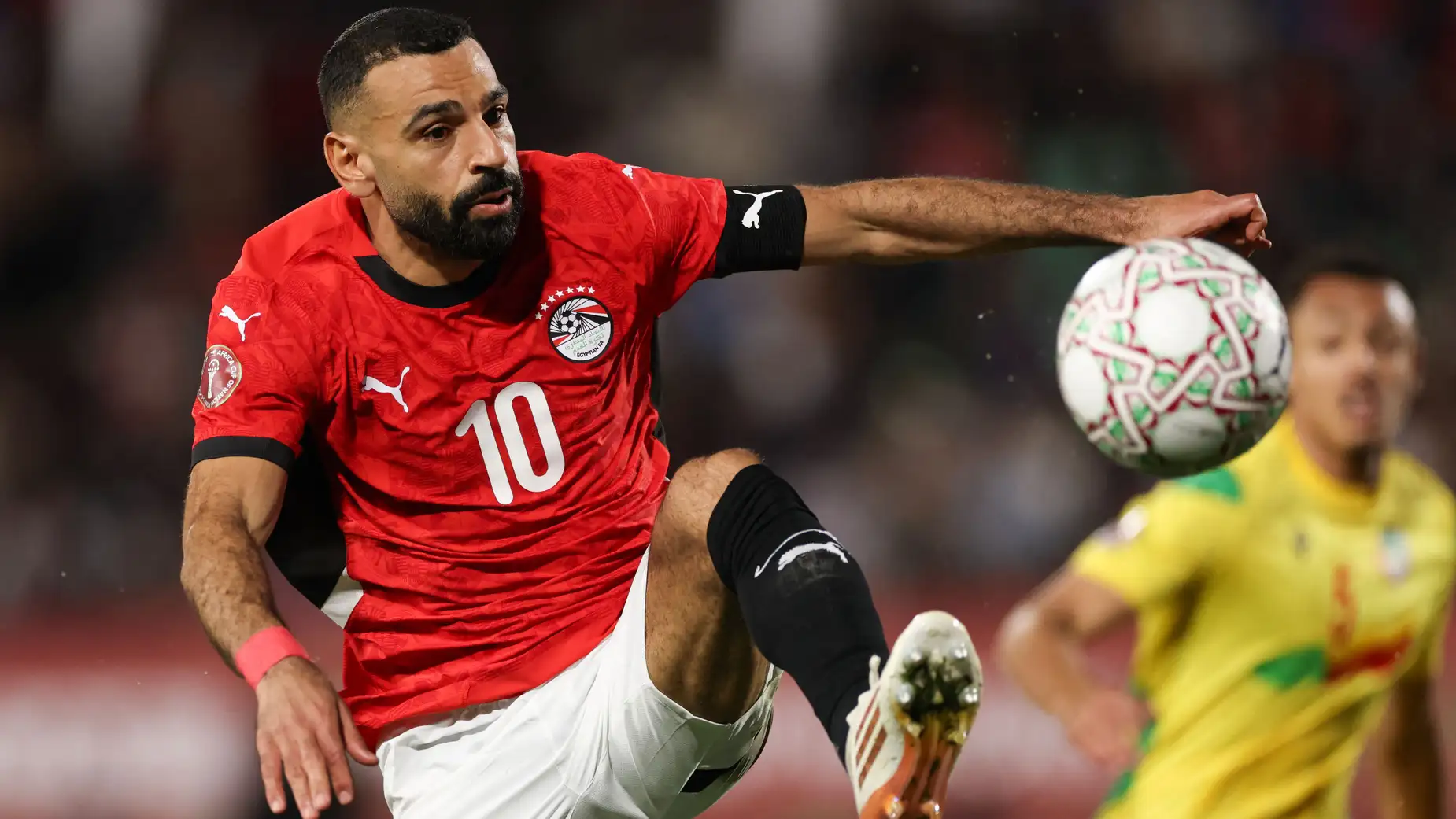 صلاح يكسر قيوده.. النسخة الأفضل للملك المصري في تاريخ أمم إفريقيا