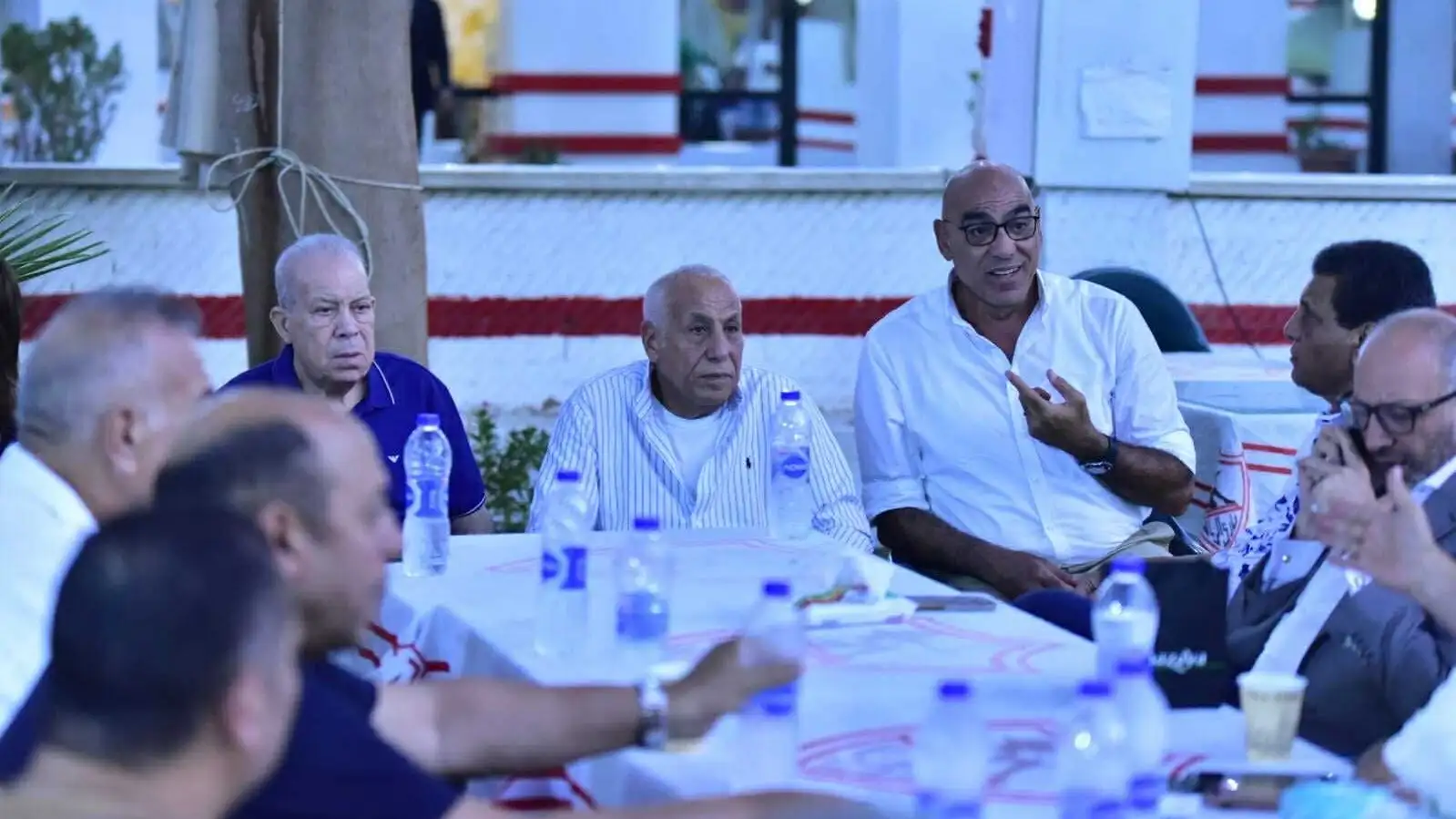 بركان في ميت عقبة.. خلافات عاصفة وانسحابات تضرب اجتماع مجلس الزمالك