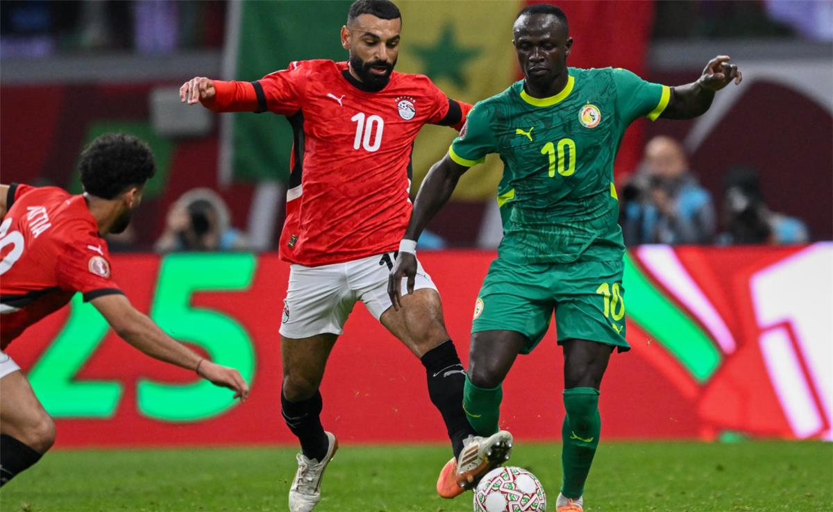 ثورة غضب في ميرسيسايد.. جماهير ليفربول: مدرب مصر أضاع حلم صلاح الإفريقي