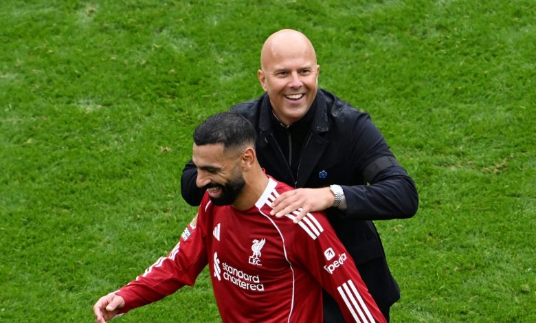 سلوت يعلق على غياب محمد صلاح وإيزاك أمام مانشستر يونايتد