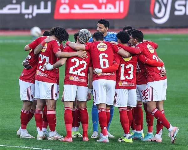 مهاجم جديد يظهر في الأهلي قبل مواجهة بيراميدز.. ما القصة؟