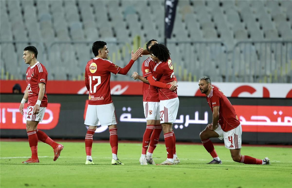 إعادة مباراة الأهلي وسيراميكا كليوباترا .. شوبير يحسم الجدل
