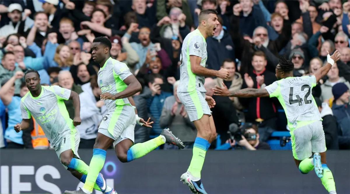 سيناريوهات تتويج مانشستر سيتي بلقب الدوري الإنجليزي