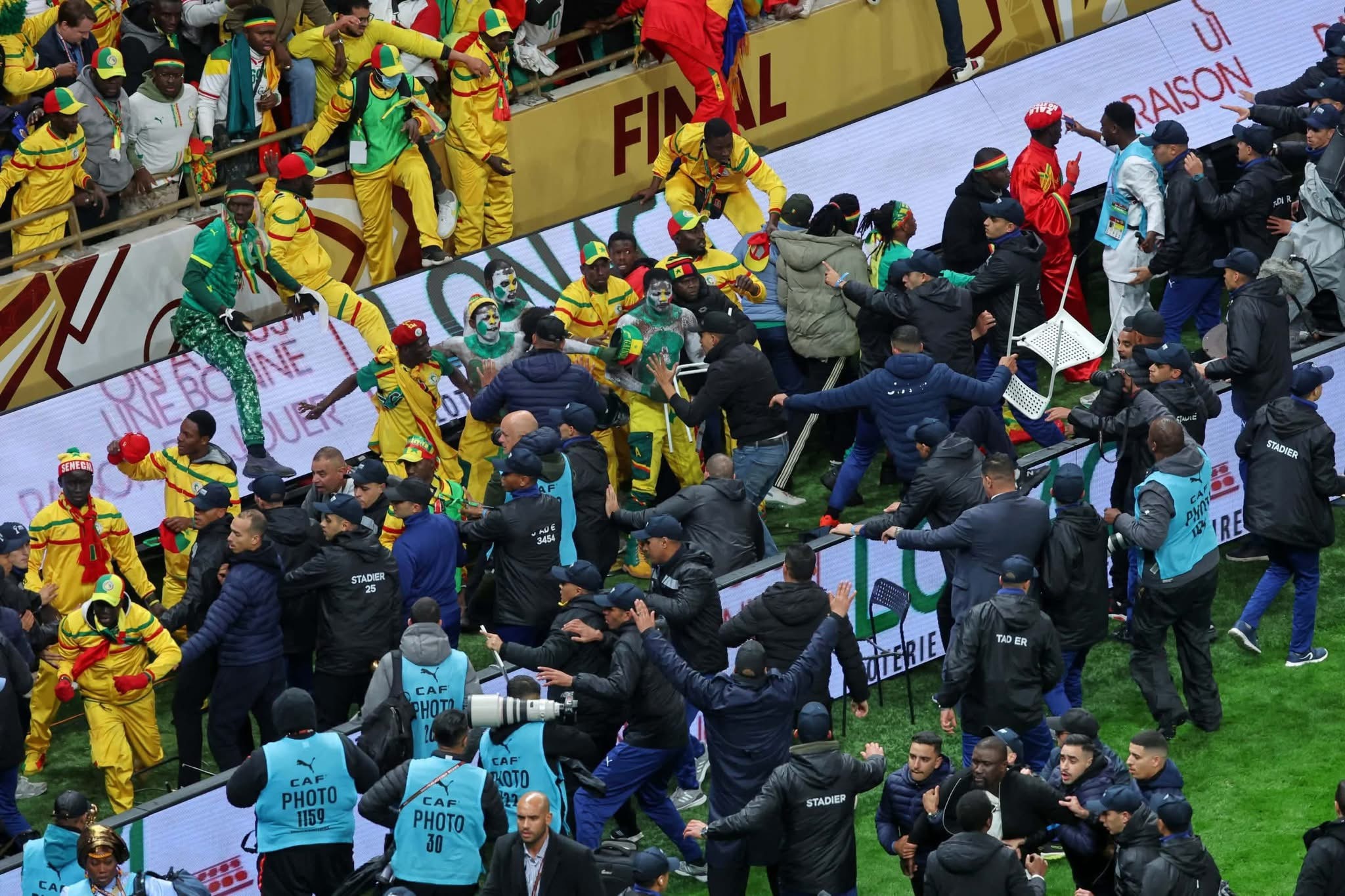 بعد شغب نهائي أمم إفريقيا.. تأييد حبس   18مشجع سنغالي
