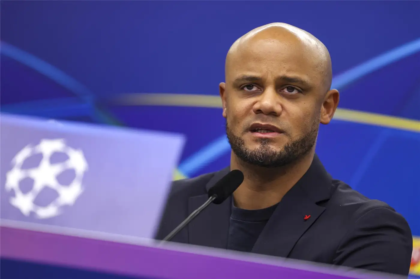 كومباني يرفع سقف التحدي قبل موقعة باريس سان جيرمان في دوري أبطال أوروبا