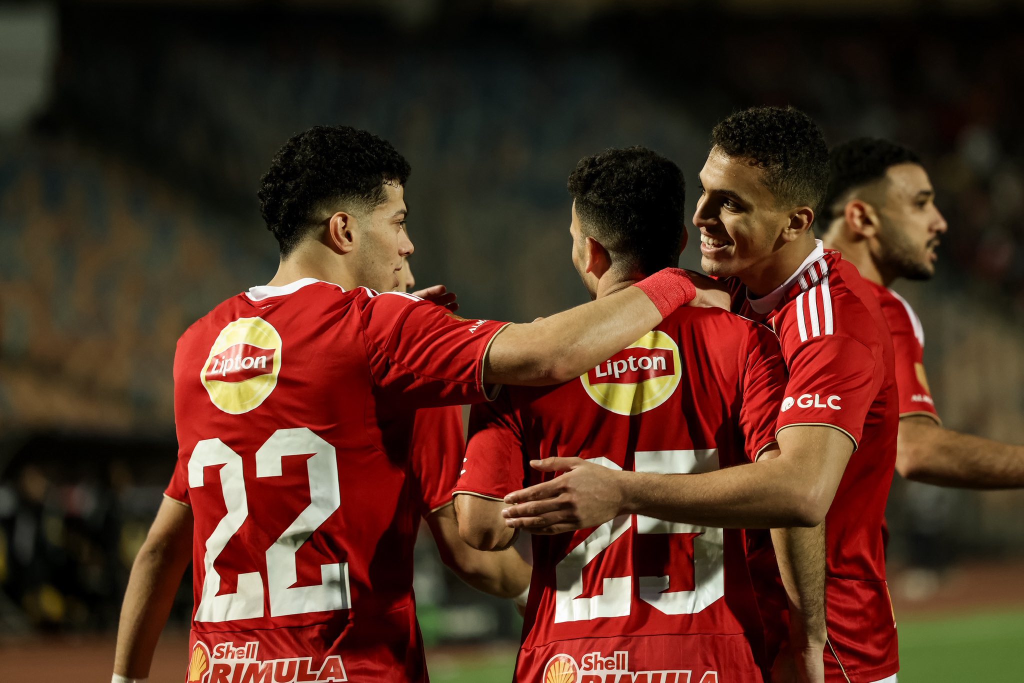 الأهلي يهزم المصري وينهي الدوري في المركز الثالث