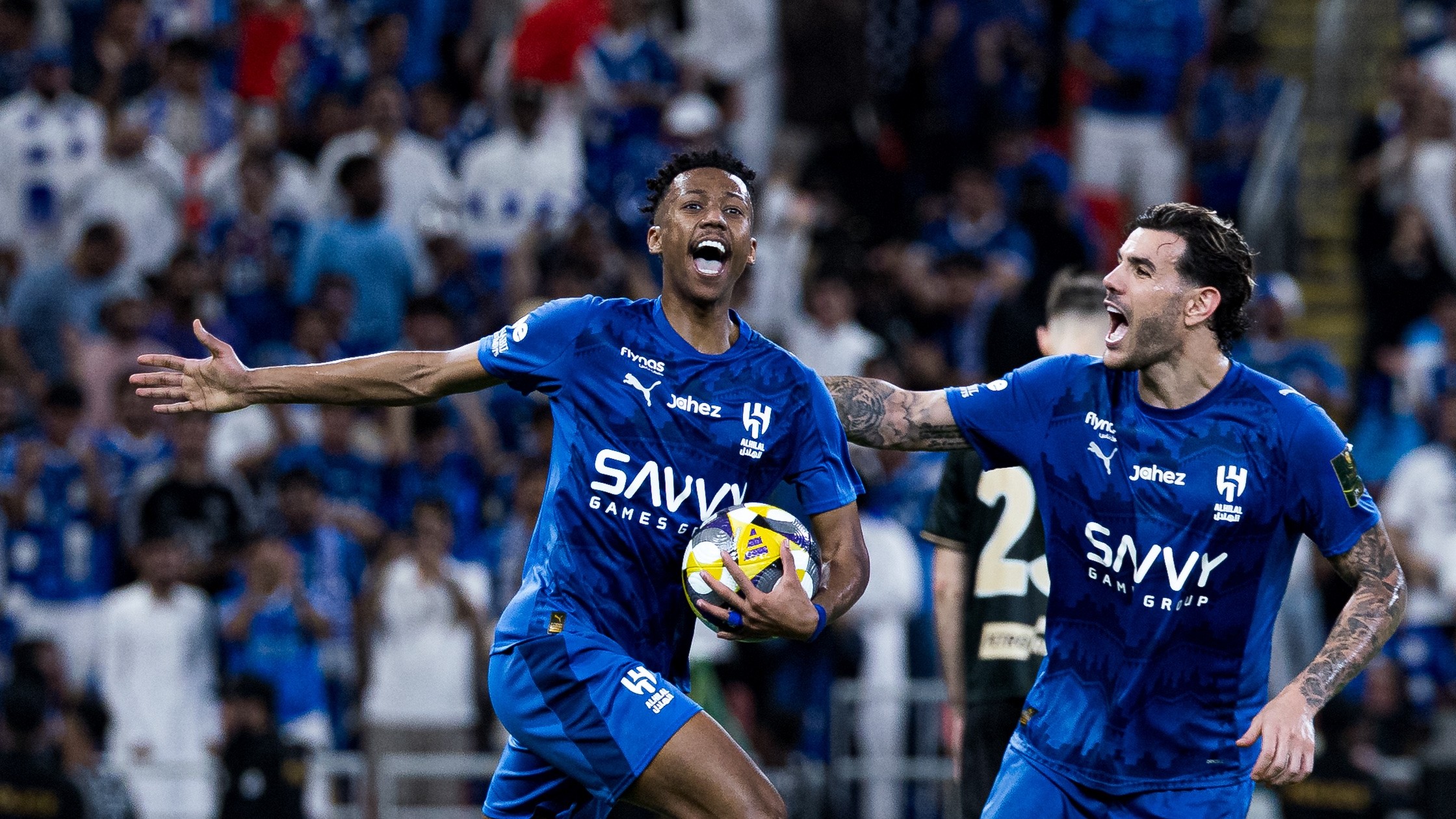 مهاجم الهلال السعودي على رادار العودة للدوري الإنجليزي