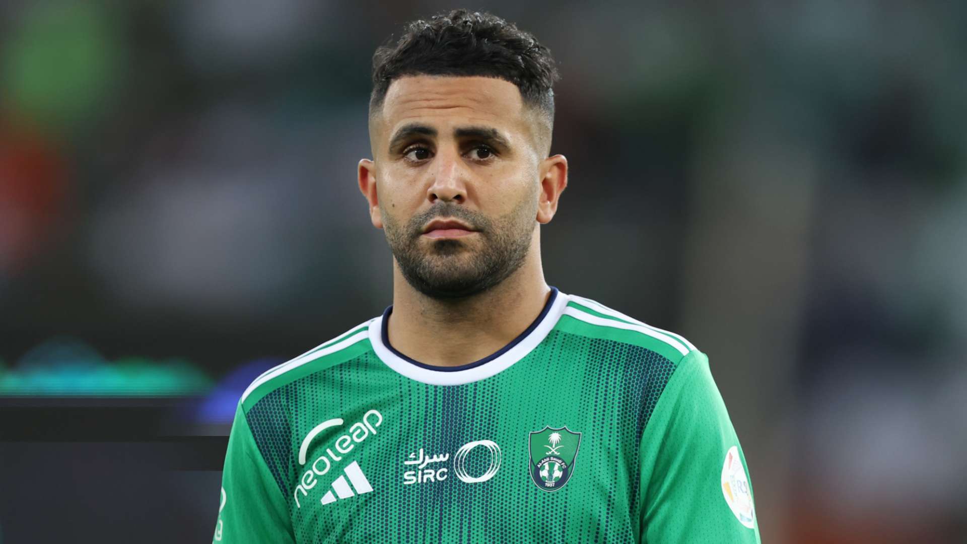 مستقبل محرز على المحك.. الأهلي السعودي يراجع بندًا حاسمًا في عقد الجزائري