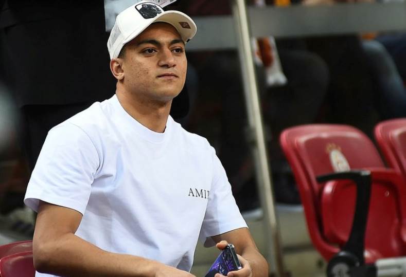 مصطفى محمد يهنئ الزمالك بعد التتويج بالدوري المصري ويشيد بأداء اللاعبين والجماهير