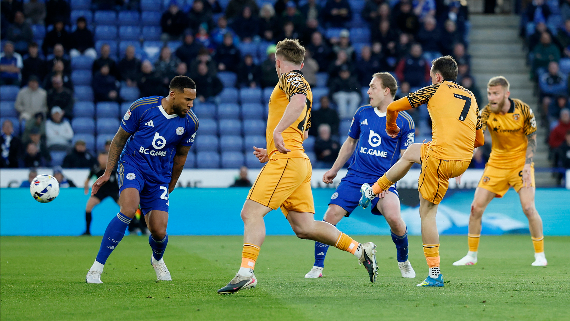 هال سيتي يعود إلى الدوري الإنجليزي بعد 10 سنوات بهدف قاتل في ويمبلي