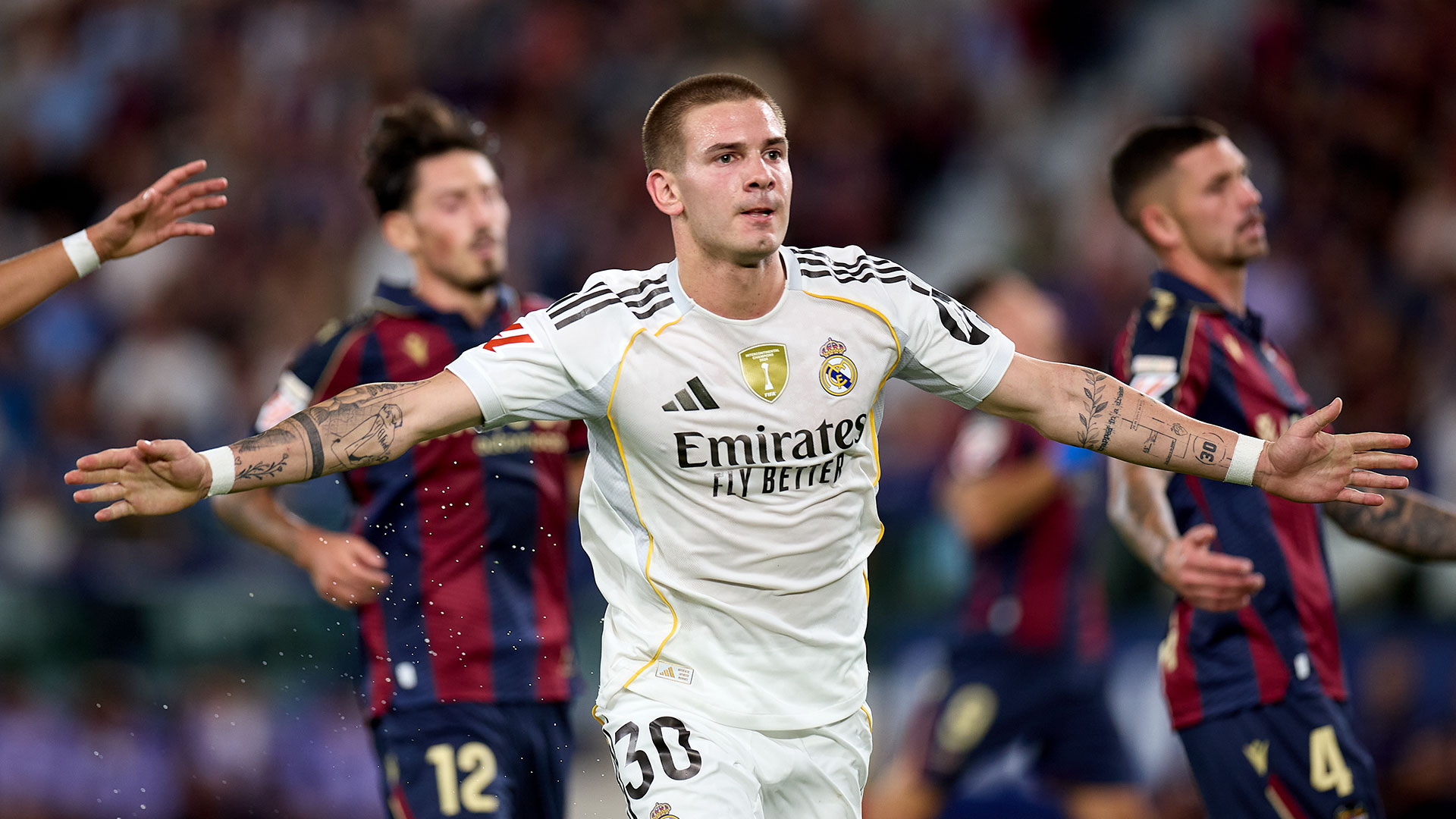 أزمة في ريال مدريد.. المرينجي مهدد بفقدان مهاجم الفريق الموسم المقبل بسبب اللوائح