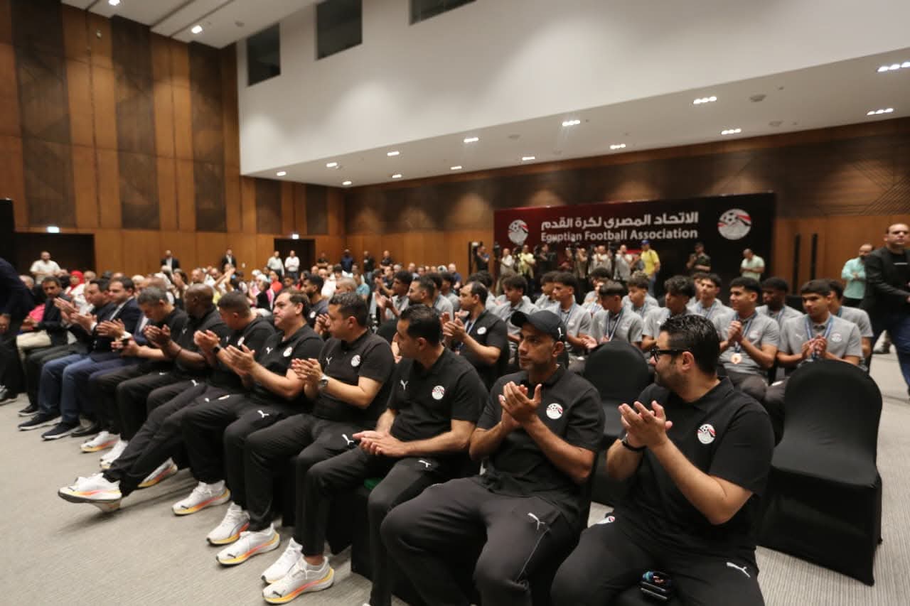 اتحاد الكرة يكرّم منتخب الناشئين بعد التتويج ببرونزية أمم أفريقيا