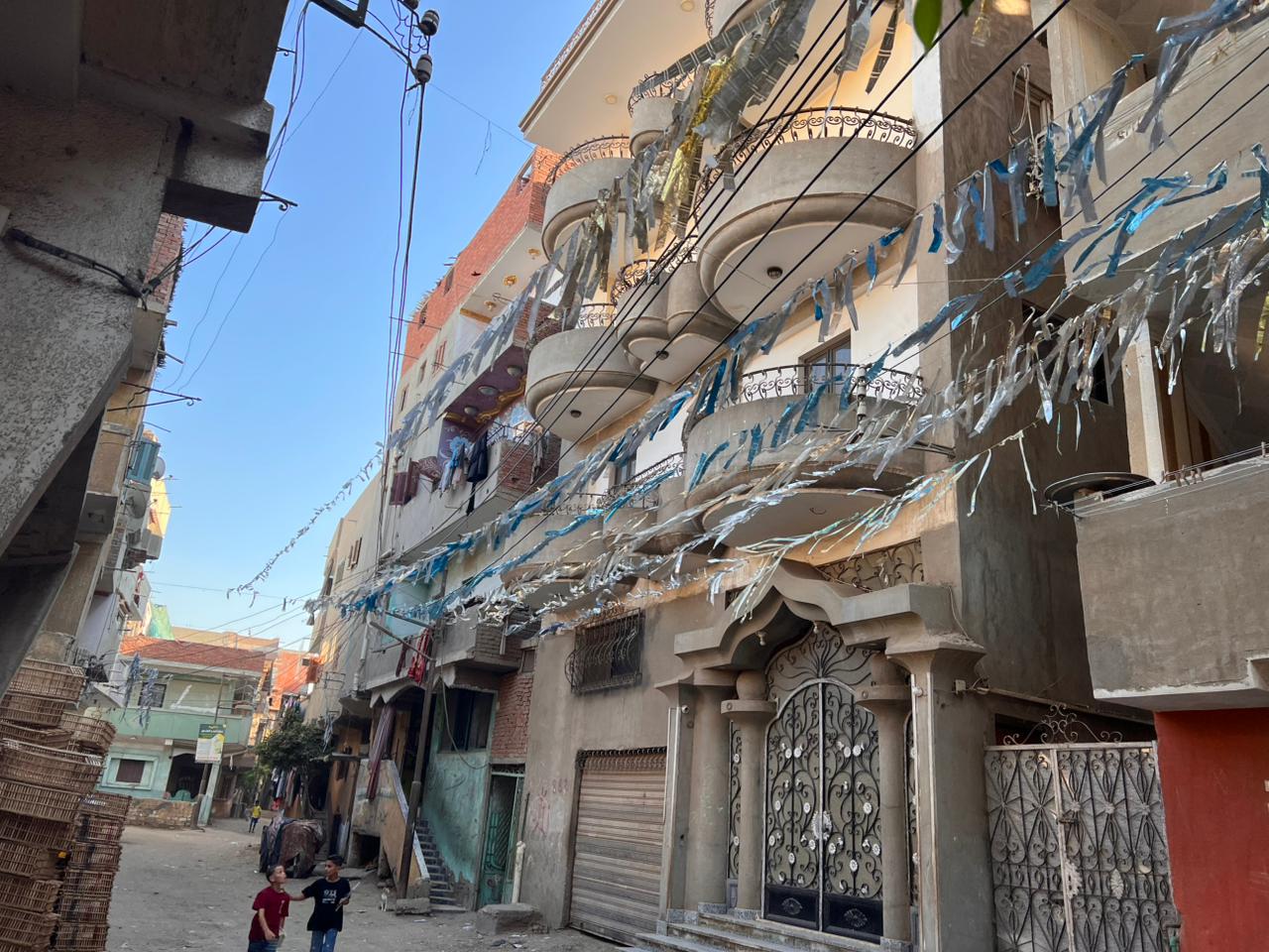 قبل مواجهة استراليا ،،،عمدة نجريج يكشف في تصريحات خاصة ل "كورة تن "لأول مرة كواليس زيارة محمد صلاح: رفض تفريق محبيه وبقي داخل منزله 3 أيام
